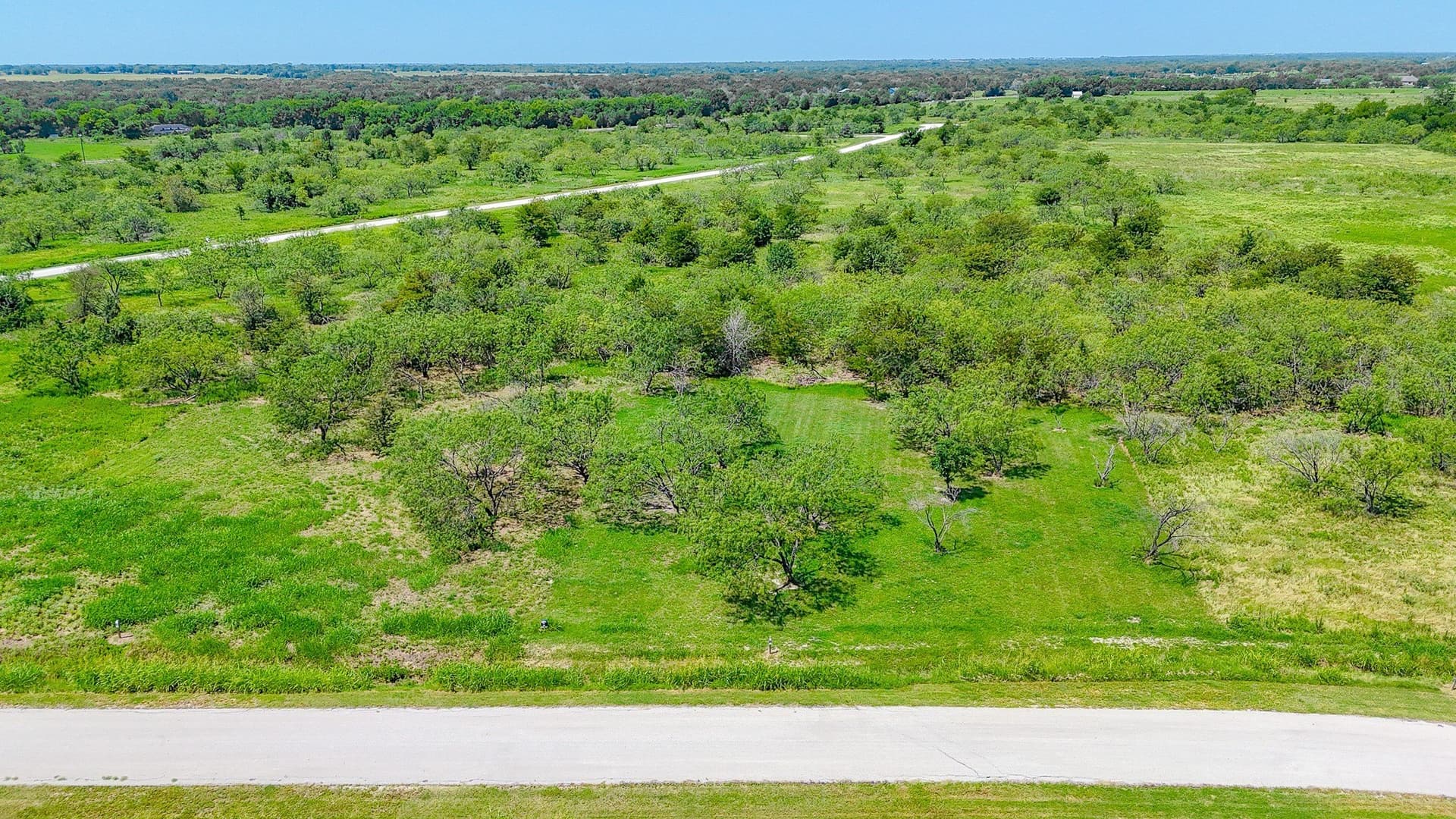 1.05 acres in Navarro County - photo 20