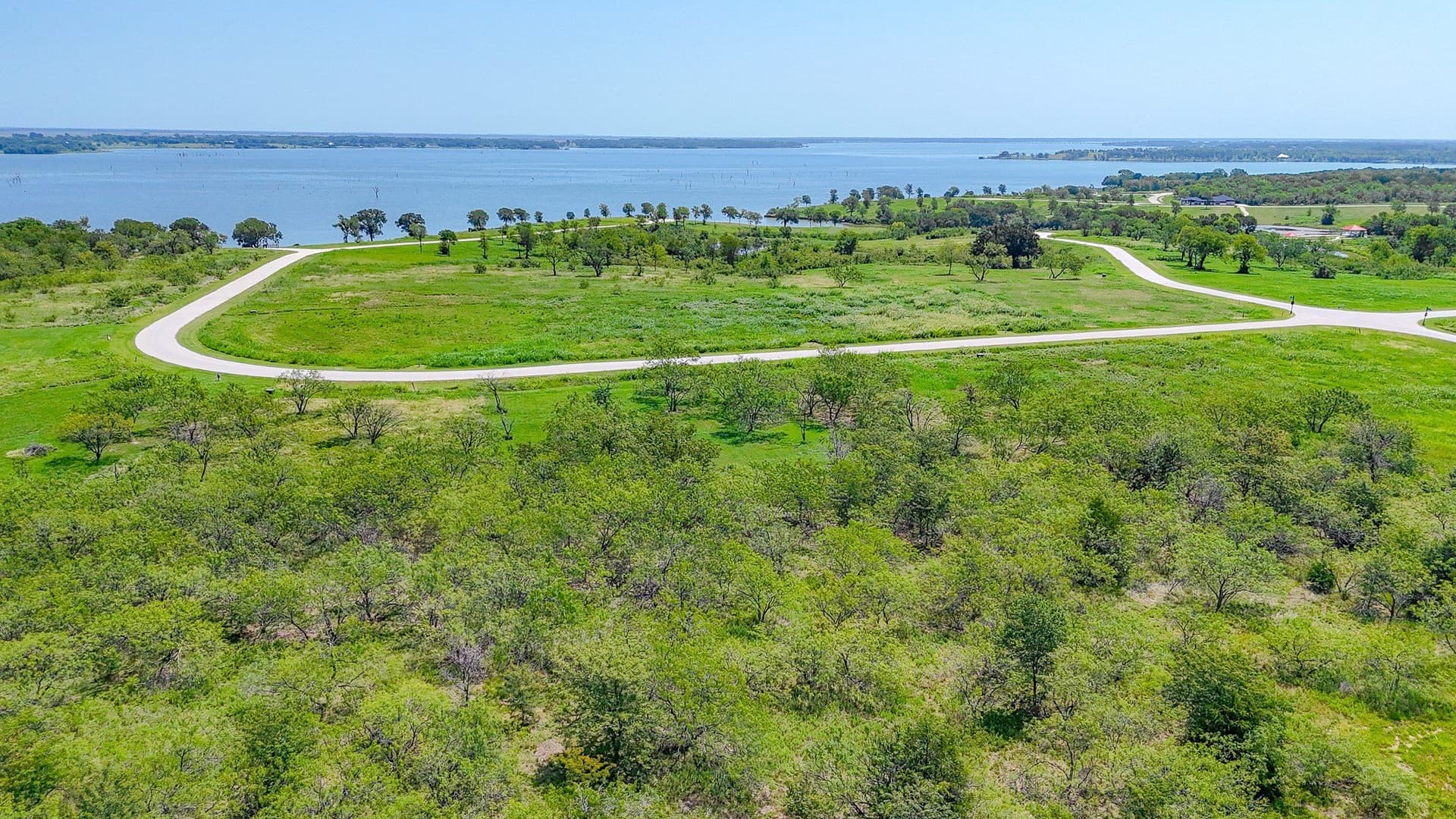 1.05 acres in Navarro County - photo 25