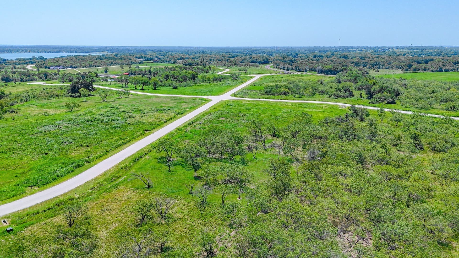 1.05 acres in Navarro County - photo 22