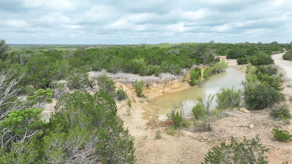 106.4 acres in Val Verde County gallery image 3