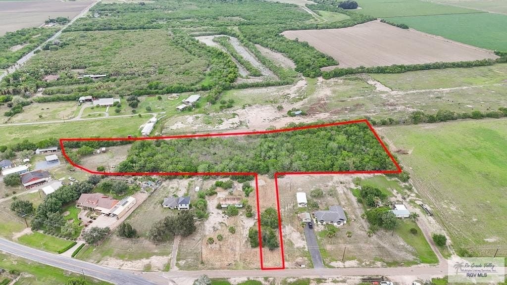 5.5 acres in CAMERON County