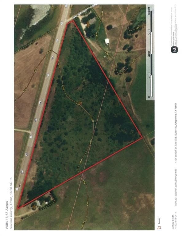 18.58 acres in Navarro County