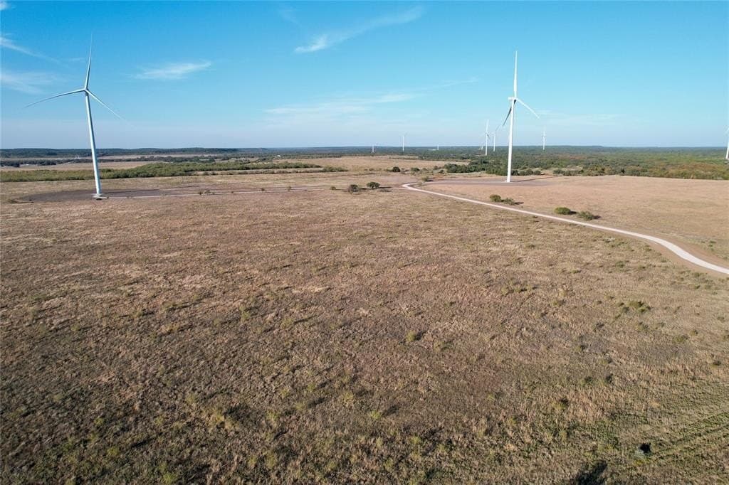 360 acres in Stephens County featured view