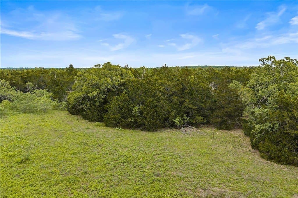 29.98 acres in Fayette County gallery image 2