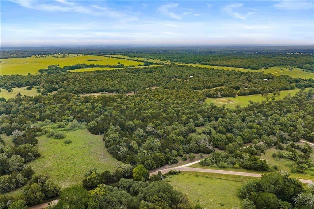 29.98 acres in Fayette County - photo 6