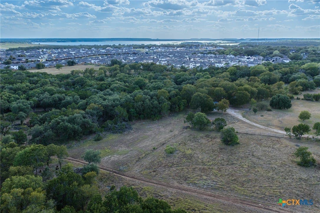 1.09 acres in Bell County - photo 8