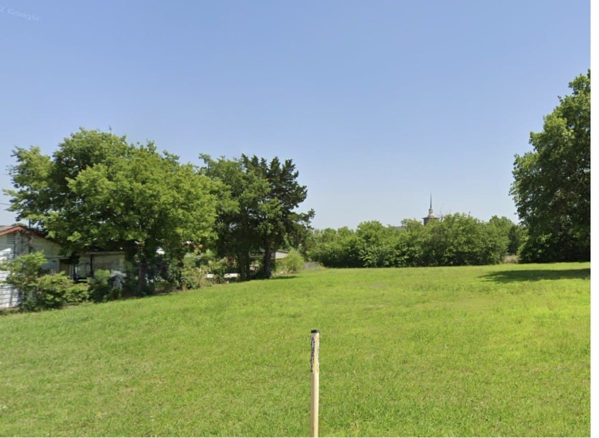 0.58 acres in Grayson County