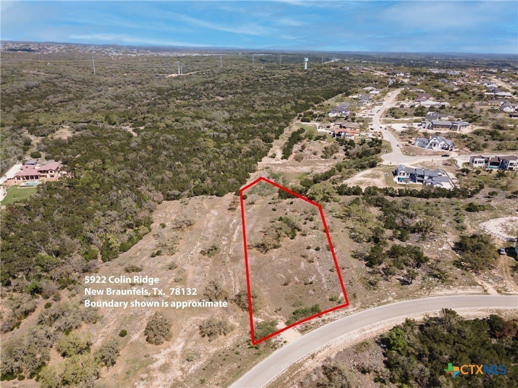 2.4 acres in Comal County - photo 8