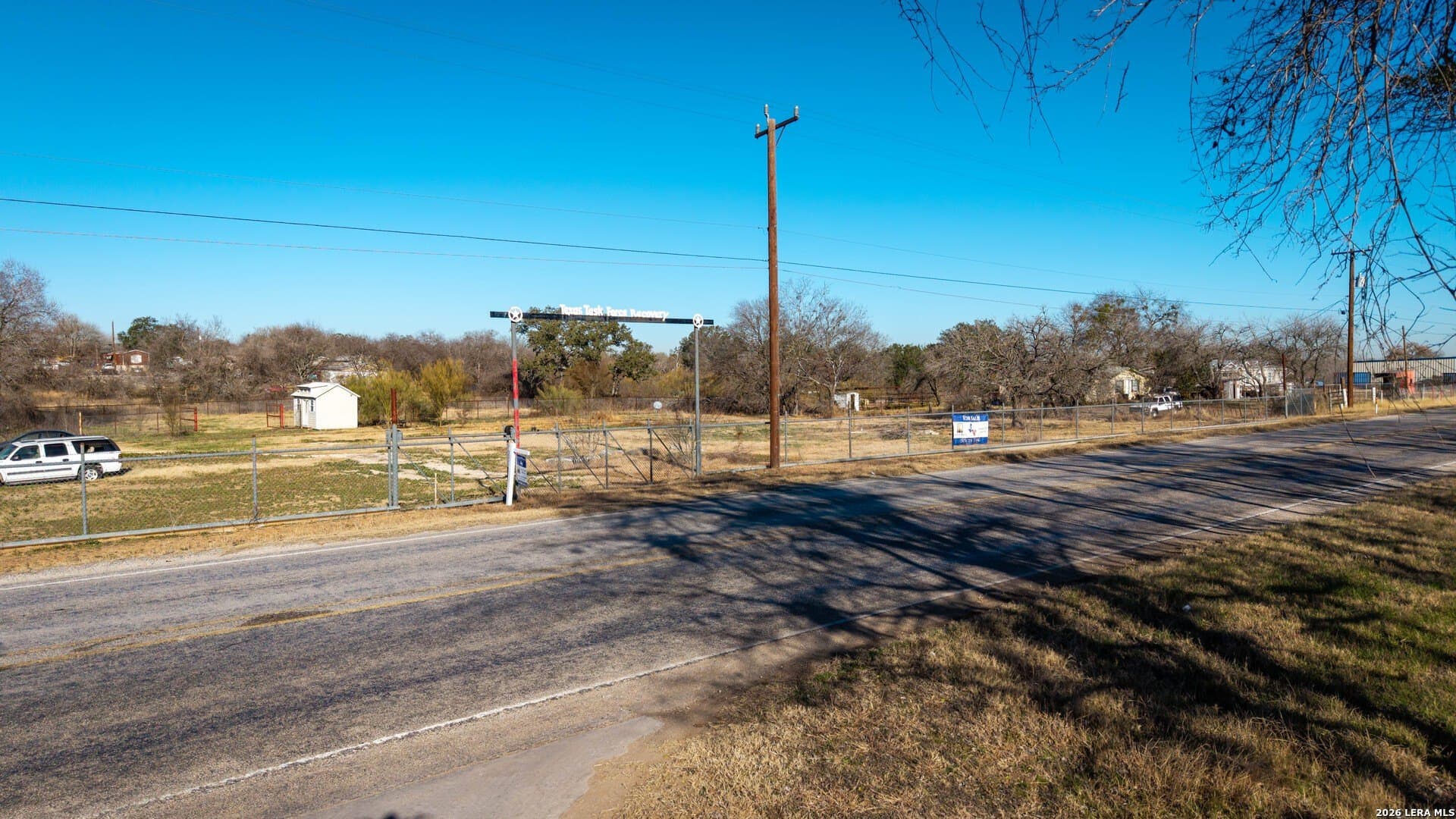 1.48 acres in Bexar County gallery image 2