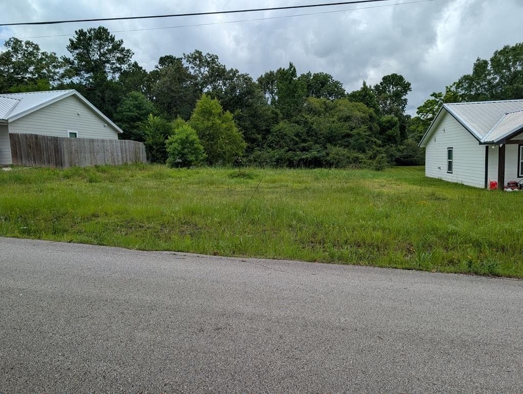 2.01 acres in Texas County gallery image 3