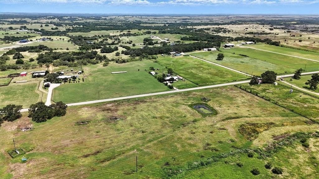 2.2 acres in Hood County