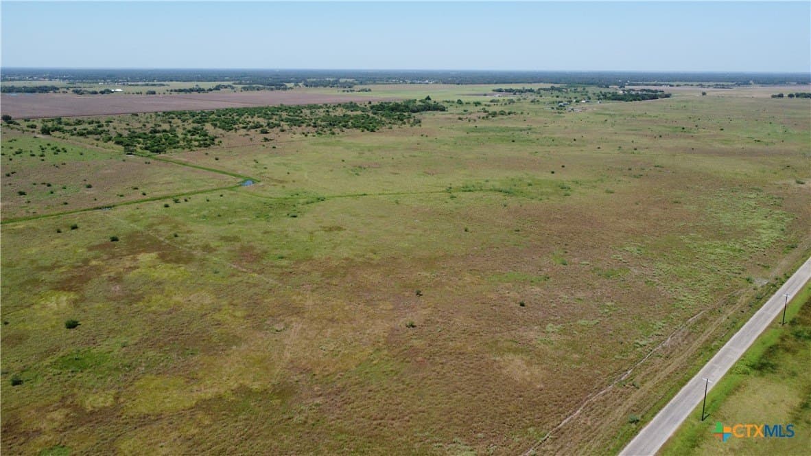 10.33 acres in Victoria County - photo 6