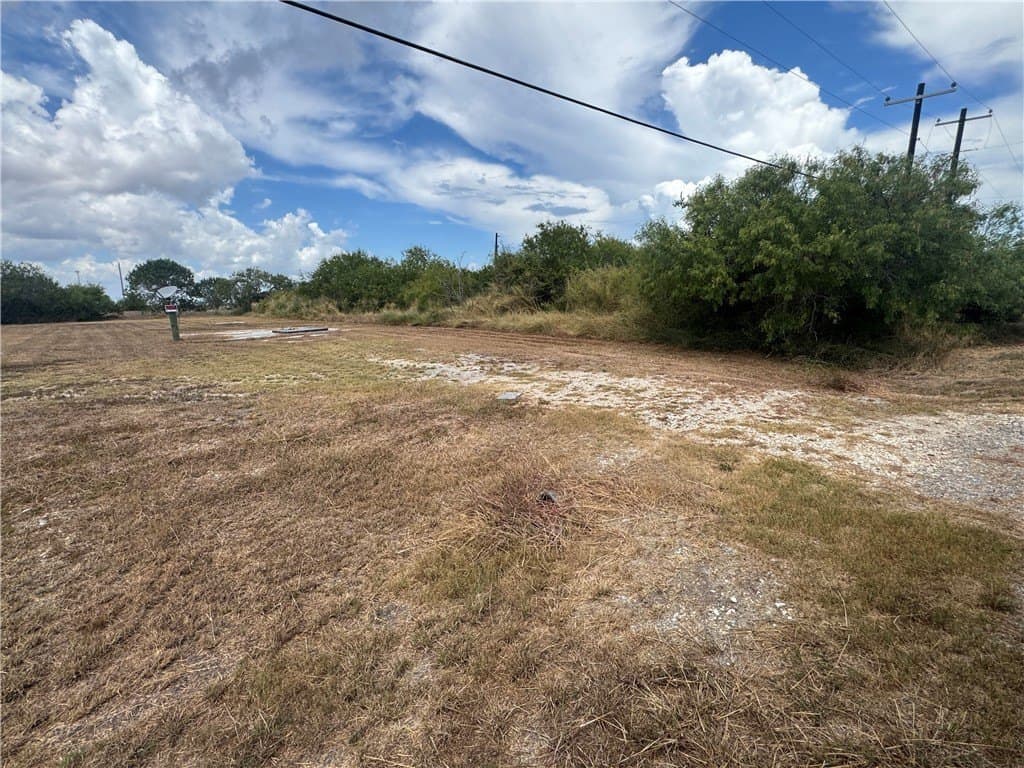0.44 acres in Refugio County - photo 7