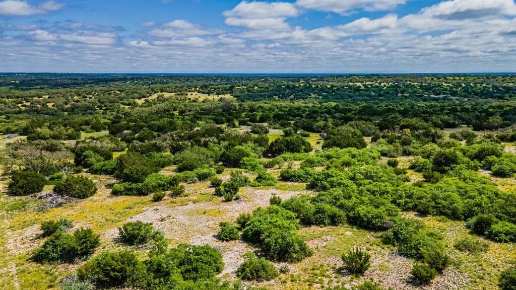56.12 acres in Edwards County - photo 38