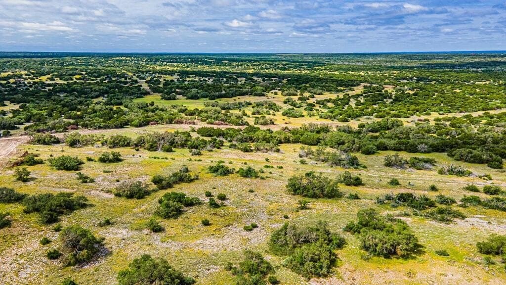 56.12 acres in Edwards County - photo 39