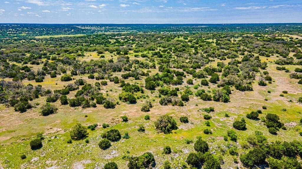 56.12 acres in Edwards County - photo 10