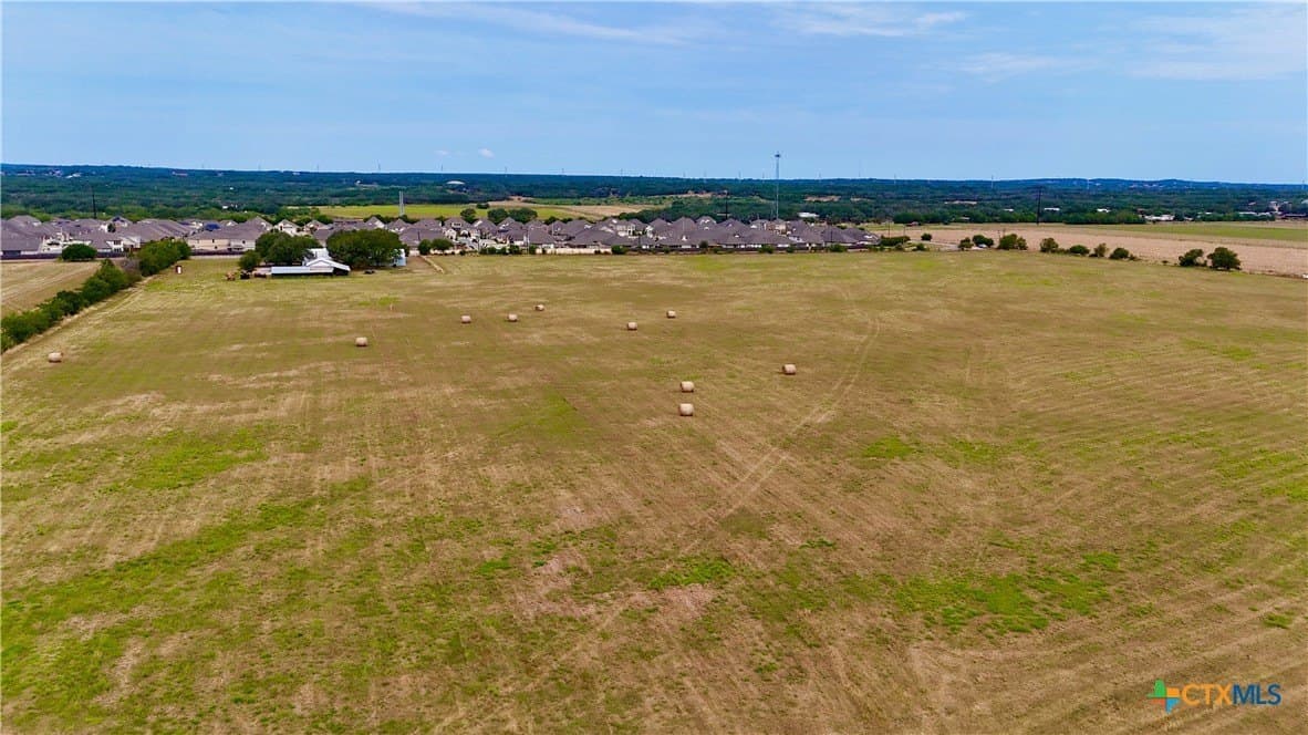34.69 acres in Comal County - photo 9