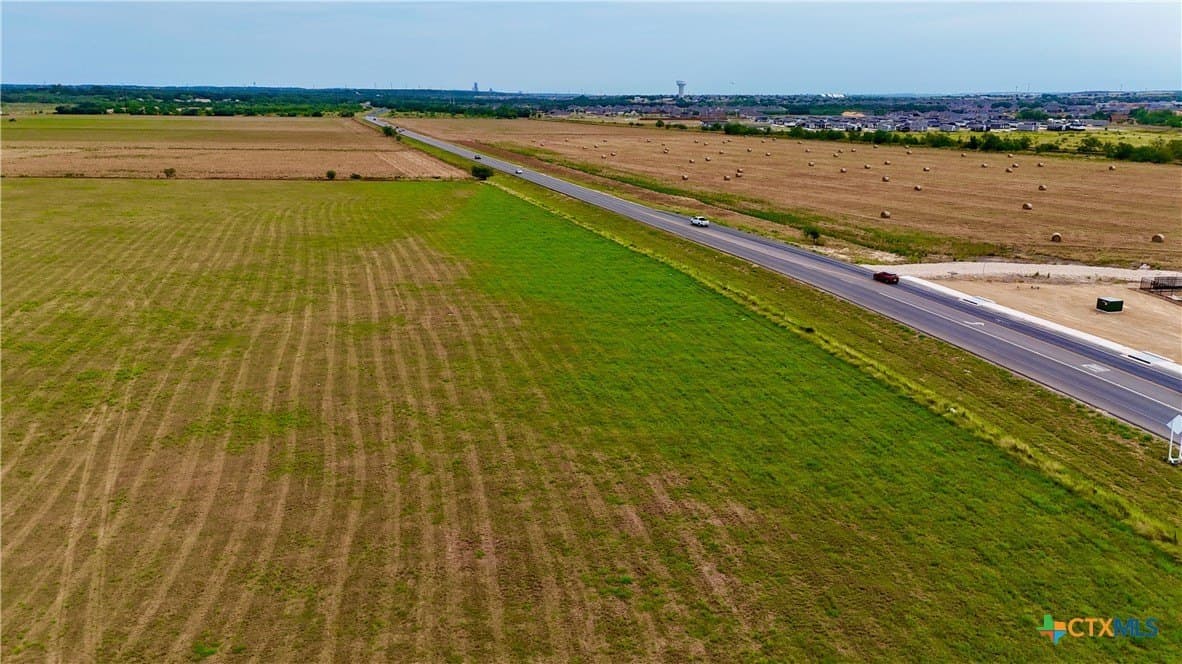 34.69 acres in Comal County - photo 8