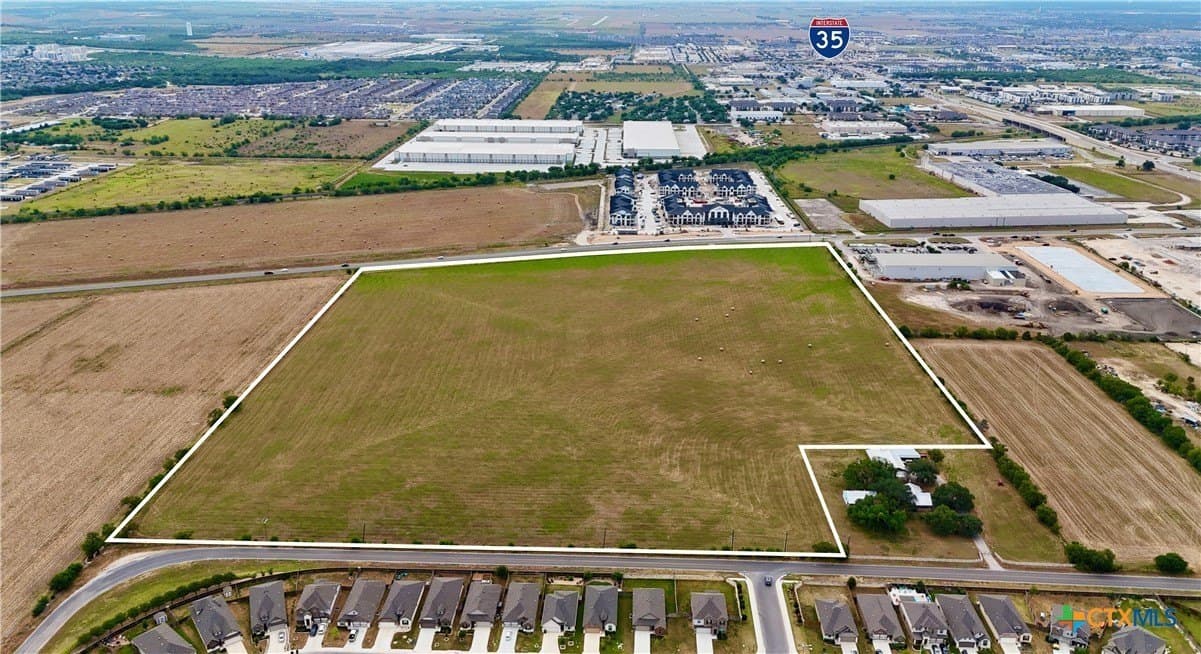 34.69 acres in Comal County gallery image 3