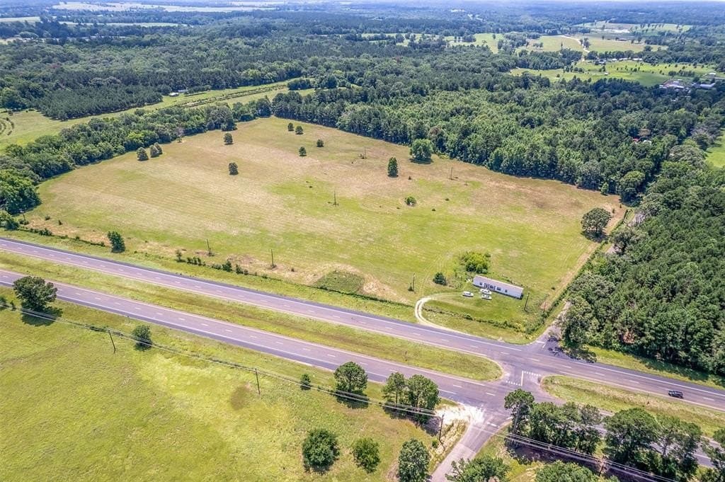 57.11 acres in Smith County gallery image 3