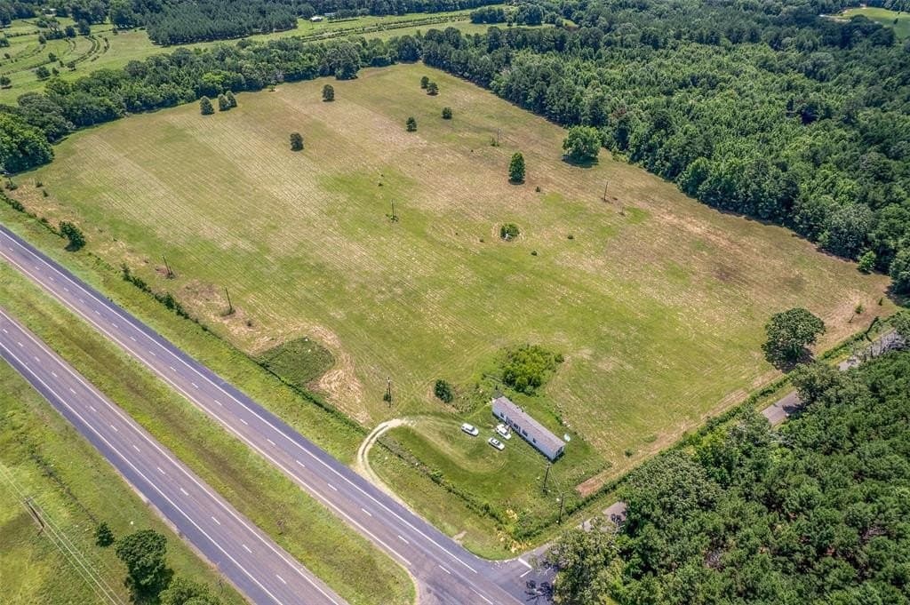 57.11 acres in Smith County gallery image 4