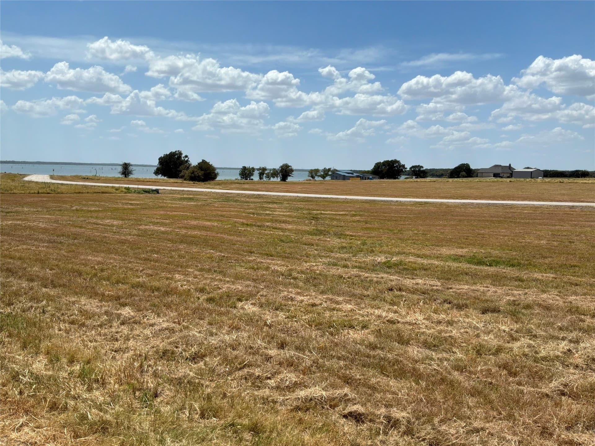 1.01 acres in Navarro County - photo 10