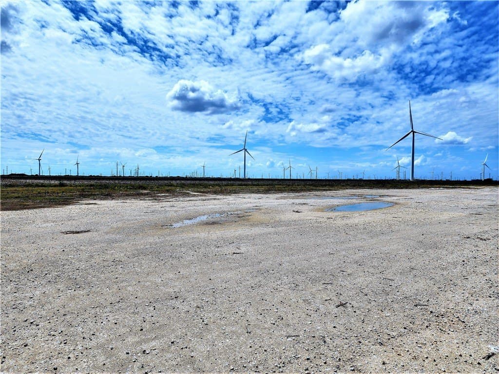 28.56 acres in San Patricio County - photo 16