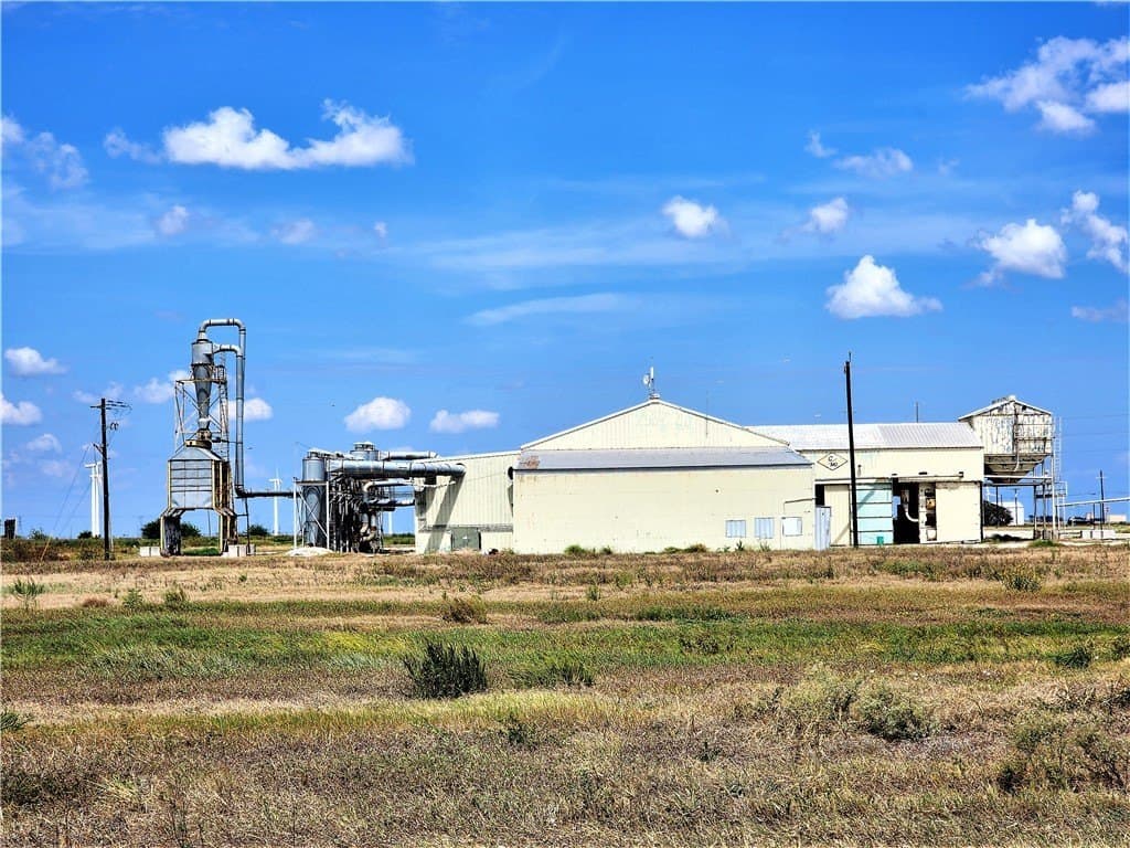 28.56 acres in San Patricio County - photo 22