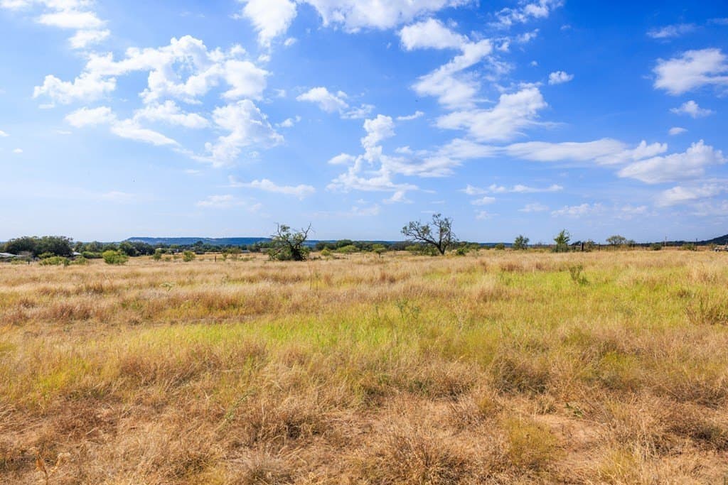1.93 acres in Gillespie County - photo 10