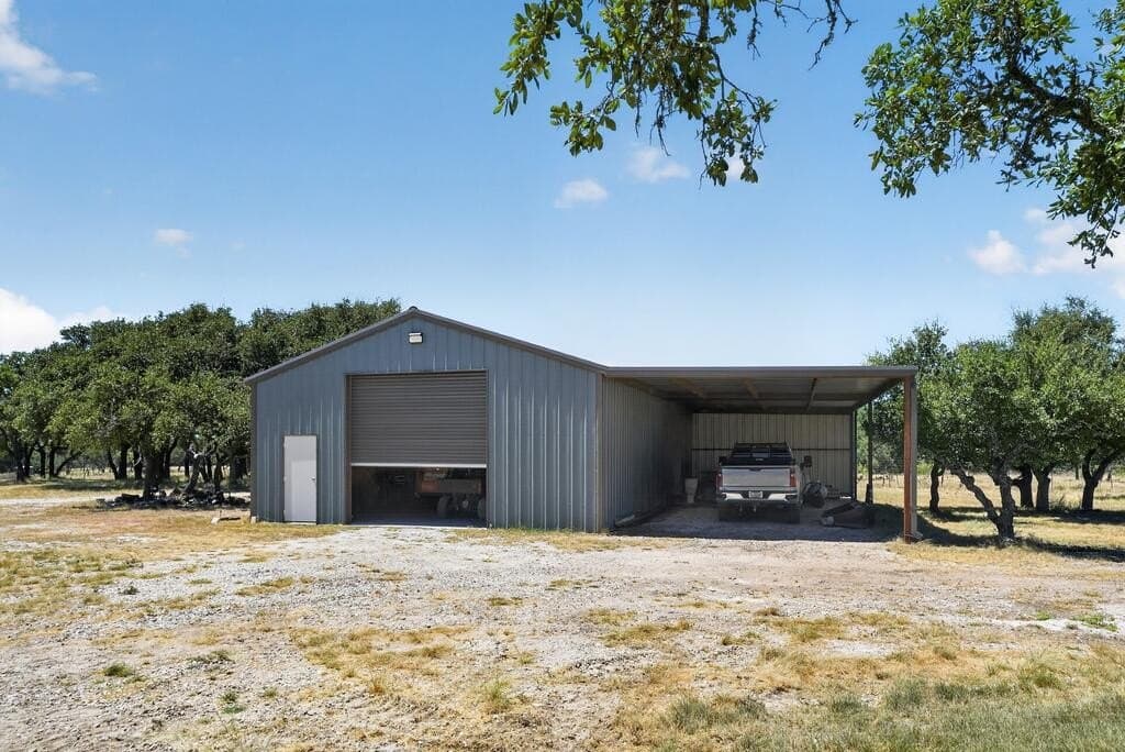 26 acres in Kimble County - photo 3
