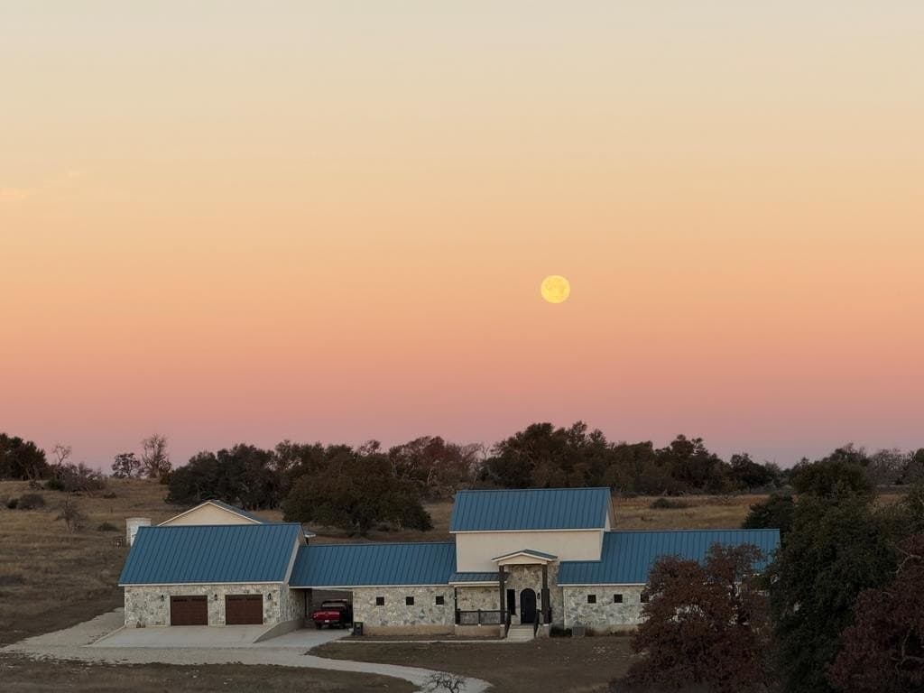 10.01 acres in Gillespie County gallery image 2