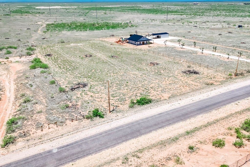 2 acres in Andrews County gallery image 4