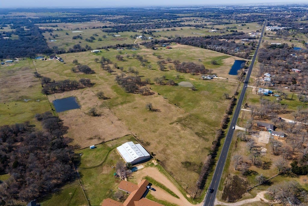 11.08 acres in Henderson County gallery image 4