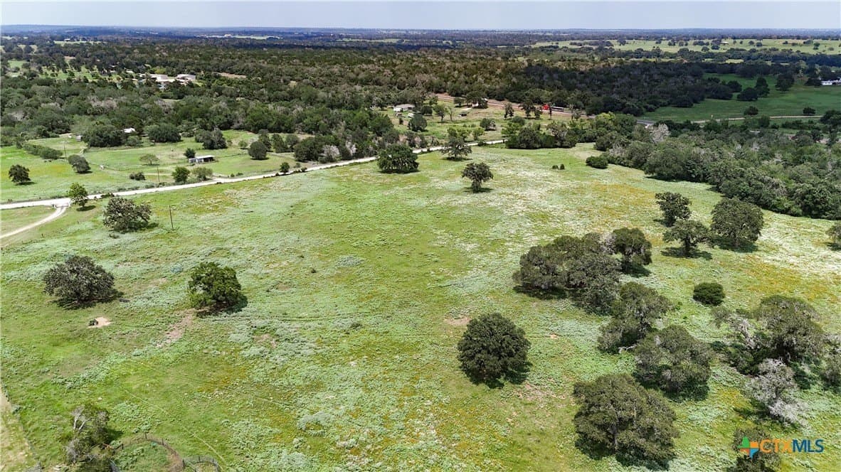 10.01 acres in Gonzales County gallery image 4