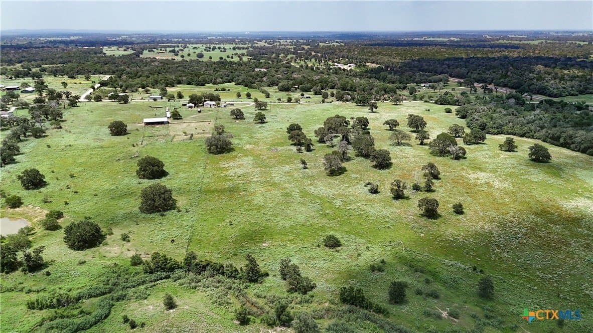 10.01 acres in Gonzales County gallery image 3