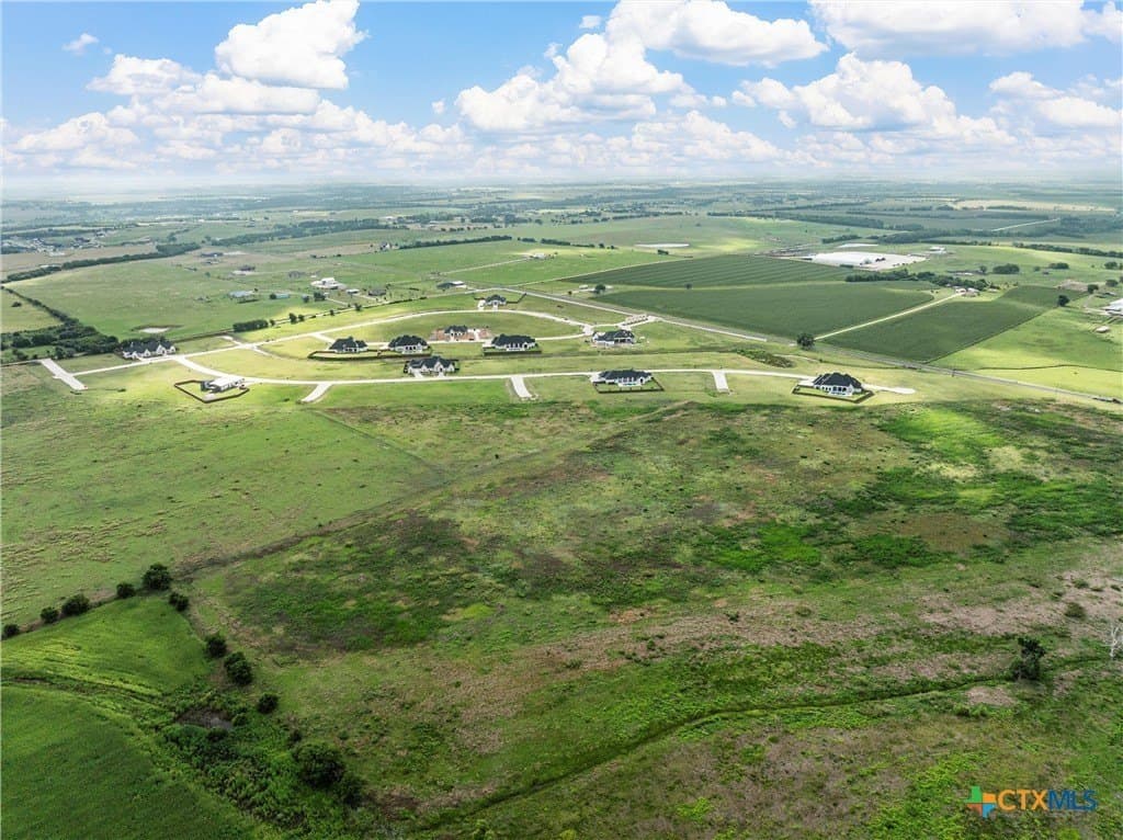 0.76 acres in McLennan County - photo 6
