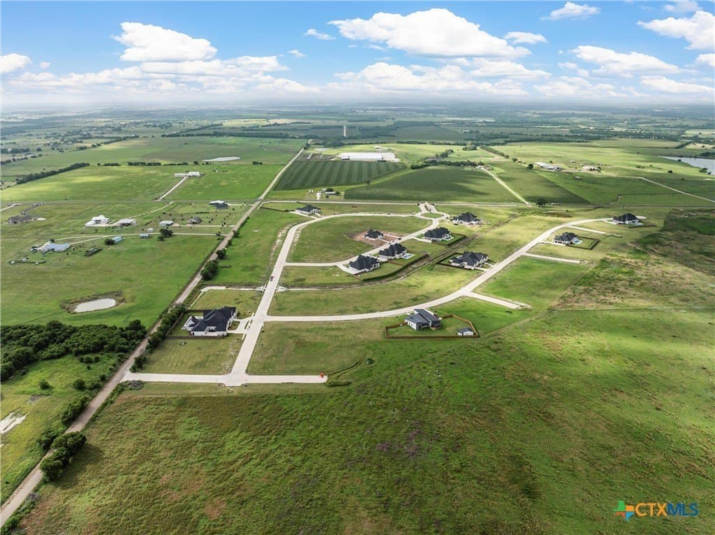 0.76 acres in McLennan County - photo 7