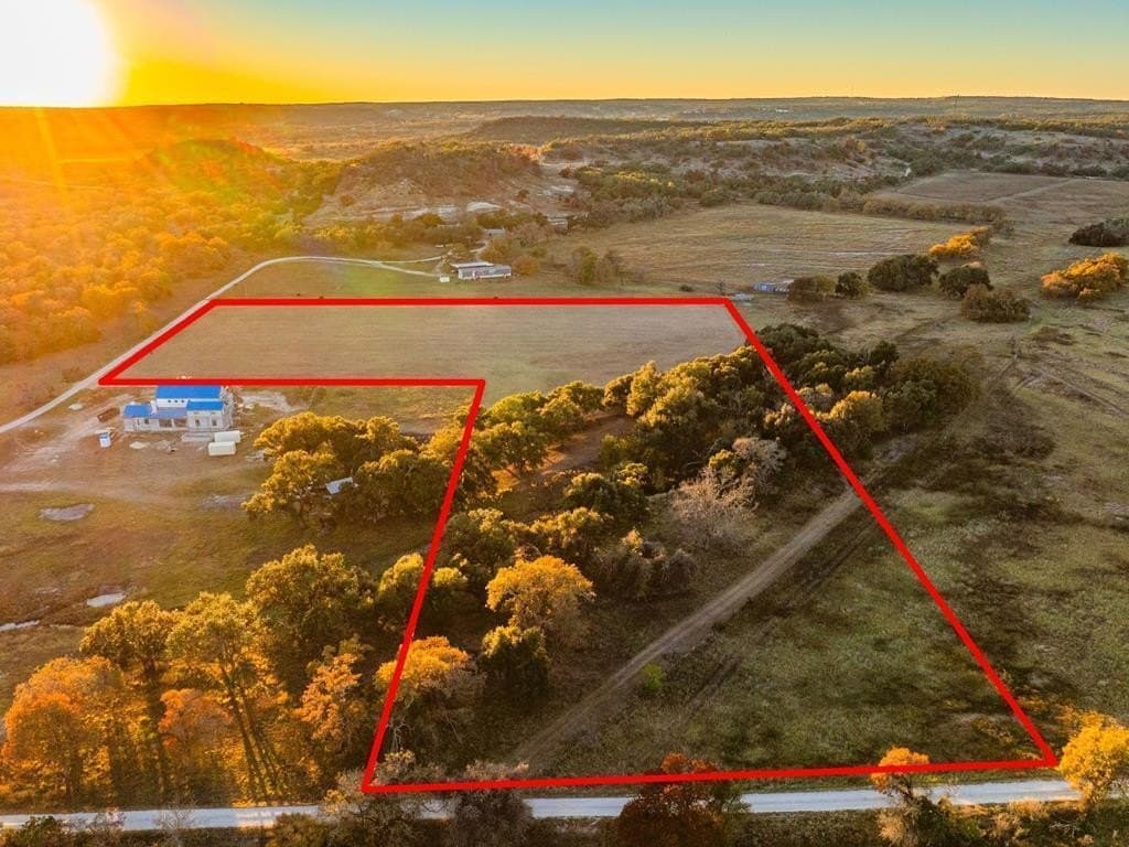 10.04 acres in Gillespie County - photo 2