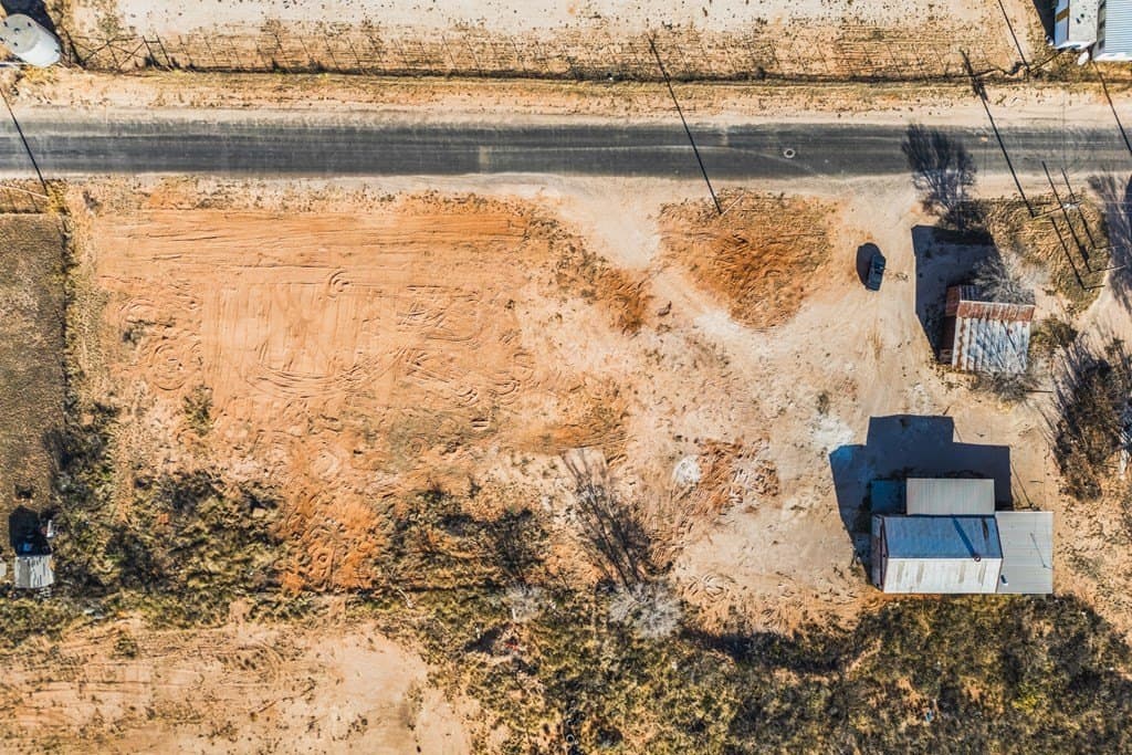 1.41 acres in Andrews County gallery image 3