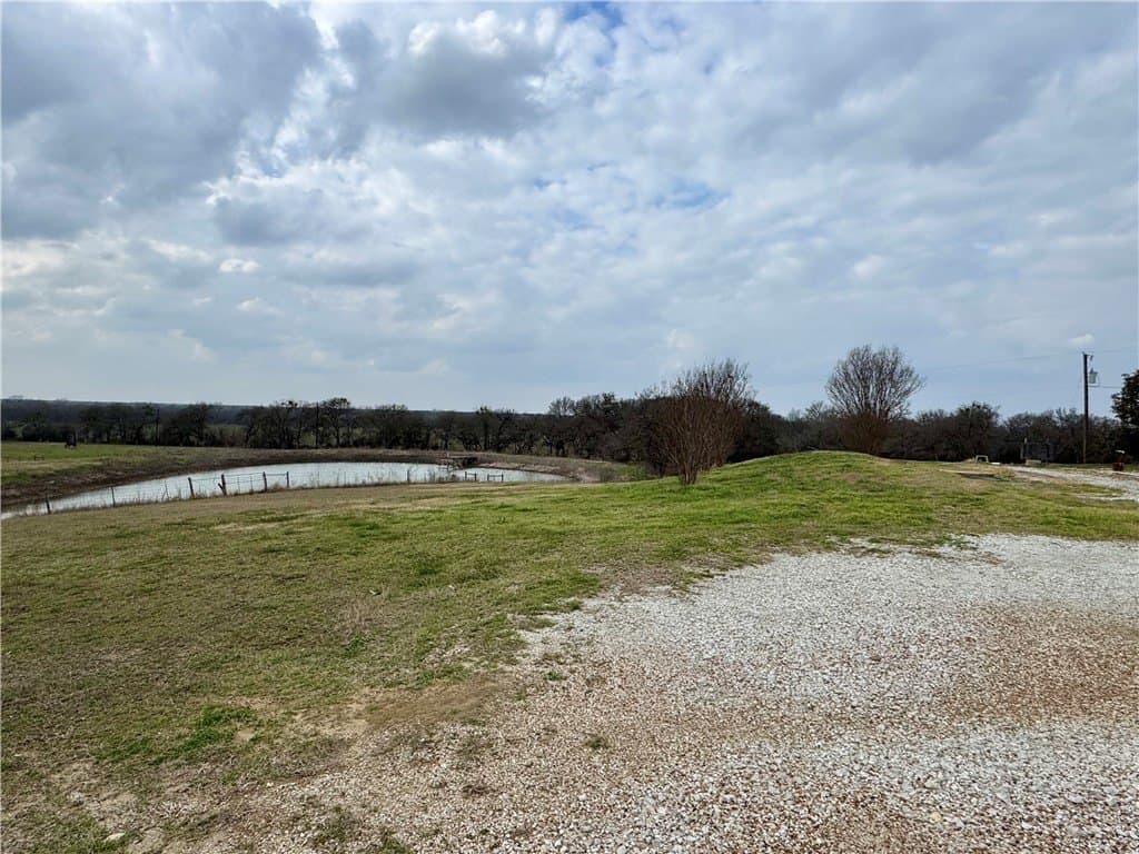 5.5 acres in McLennan County - photo 12