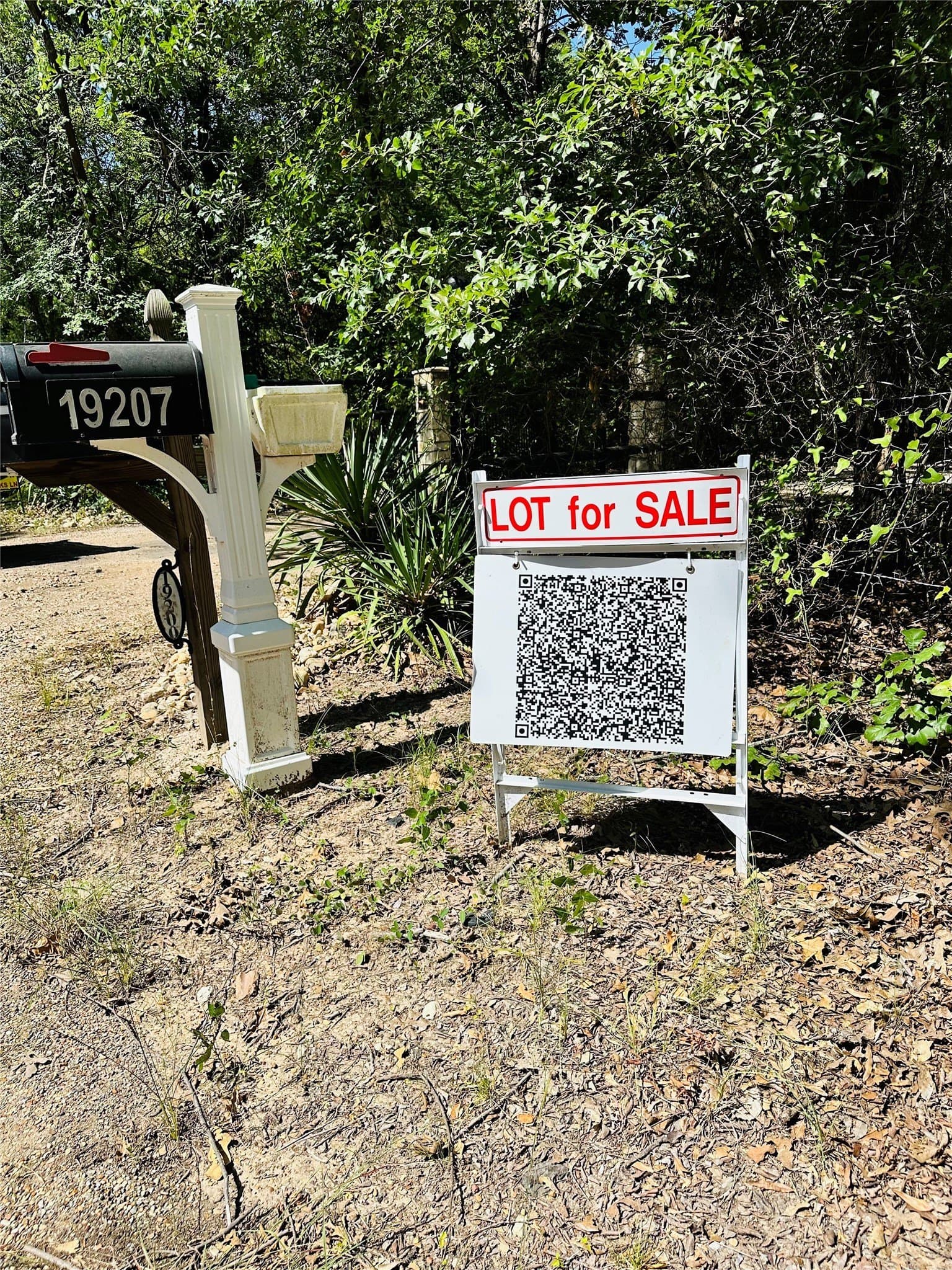 3.15 acres in Henderson County - photo 8