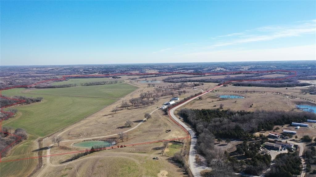 859.44 acres in Grayson County