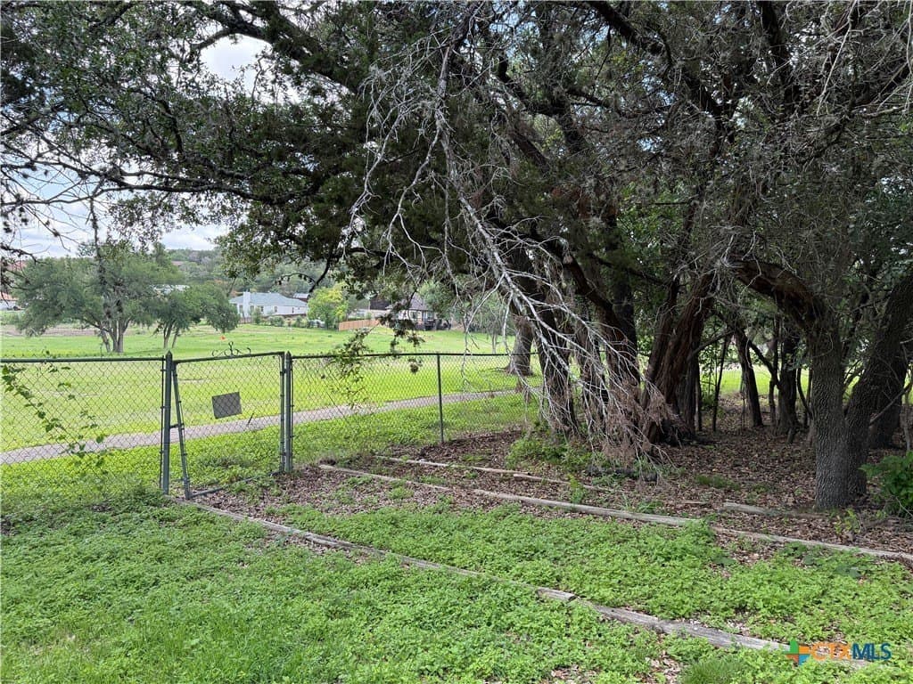 0.28 acres in Comal County featured view