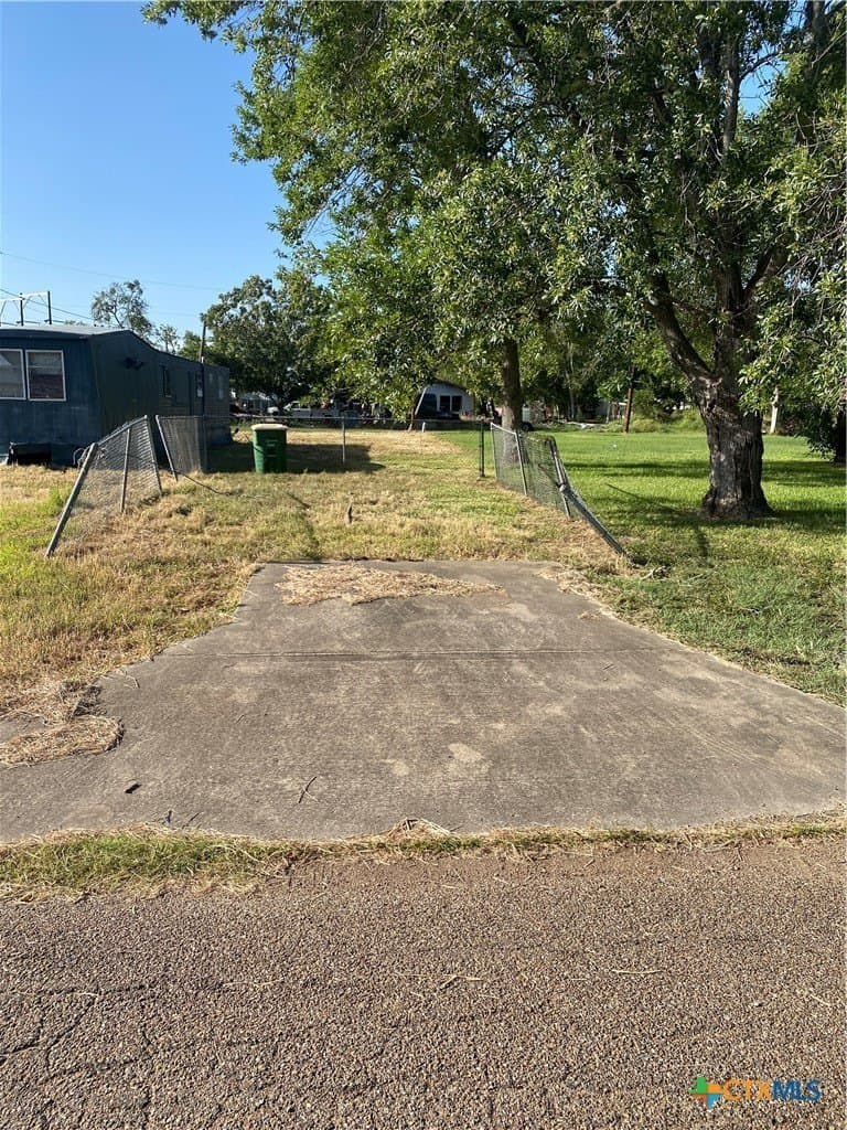 0.18 acres in Victoria County