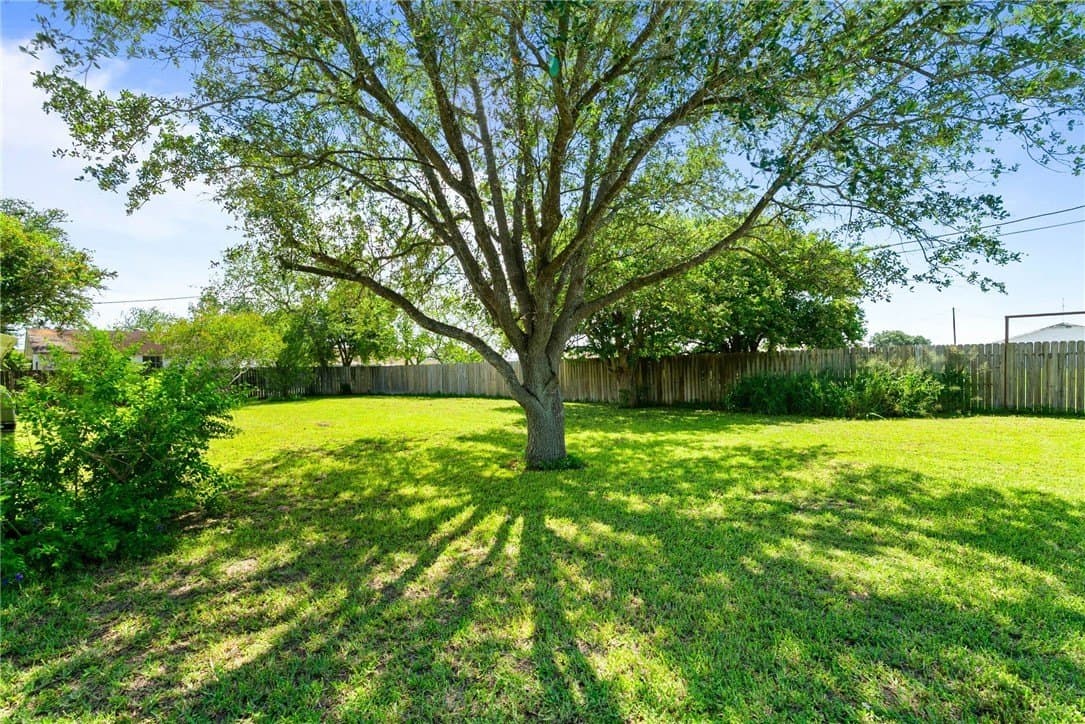 22,651 acres in San Patricio County - photo 31