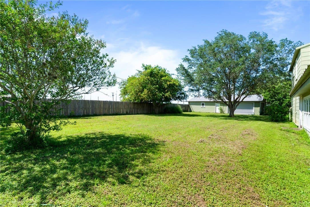 22,651 acres in San Patricio County - photo 27