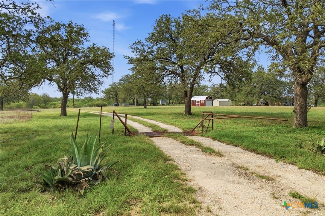 10.78 acres in Caldwell County gallery image 2