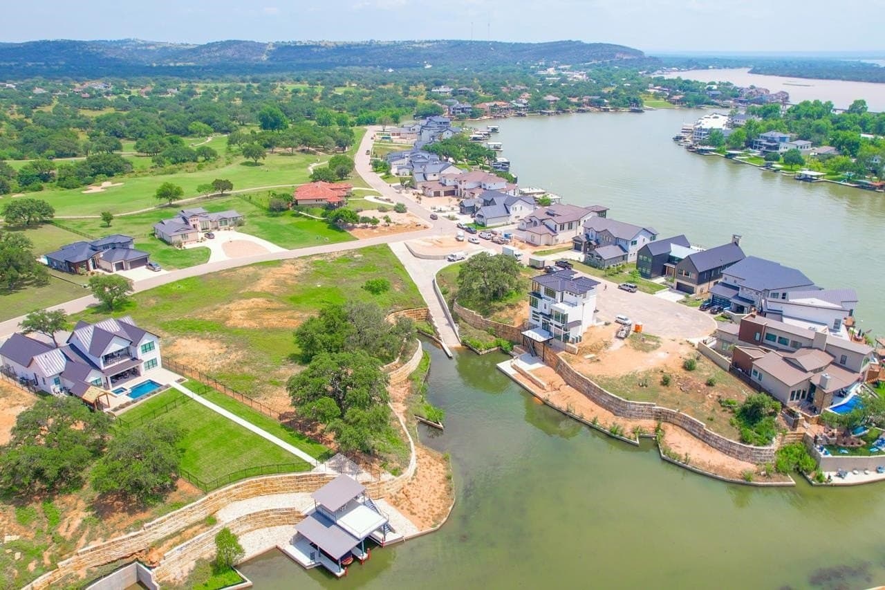 0.3 acres in Burnet County gallery image 4