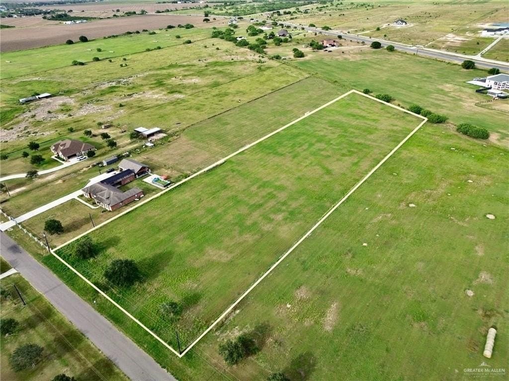 4.71 acres in Hidalgo County - photo 2