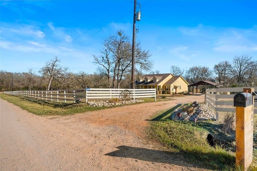 2.31 acres in Austin County - photo 10